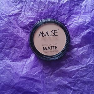 Amuse Long Lasting Matte Pressed Powder